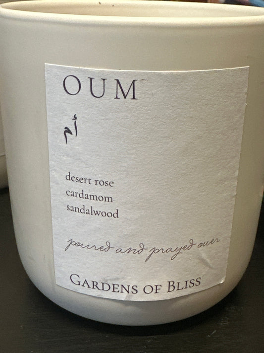 Oum Candle
